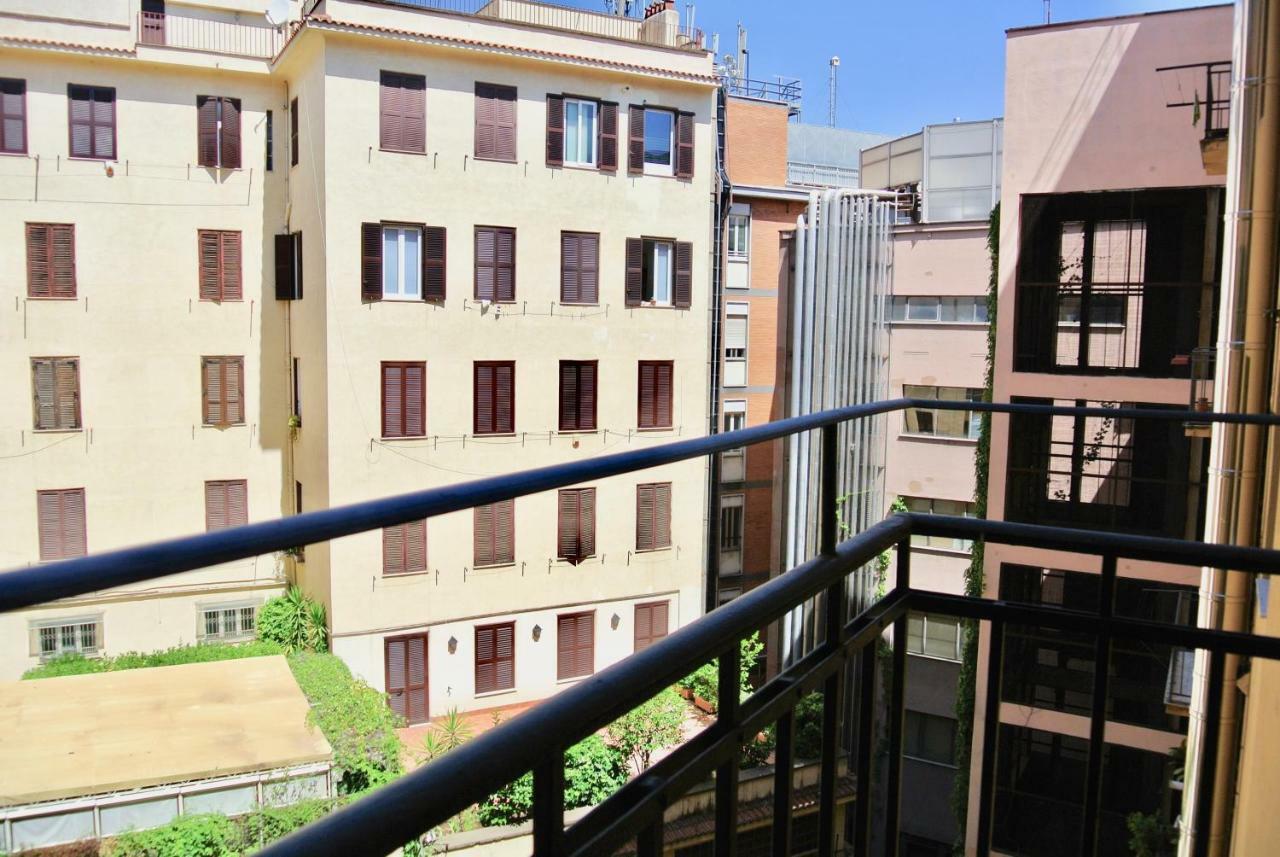 Beautiful Apartment In San Giovanni Close To Colosseo روما المظهر الخارجي الصورة