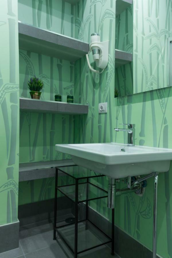 Beautiful Apartment In San Giovanni Close To Colosseo روما المظهر الخارجي الصورة